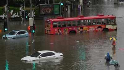 Bangkok under water: Torrential rain floods roads, forcing hundreds to evacuate- videos emerge