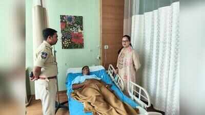 Cop stabbed during Ganesh immersion procession