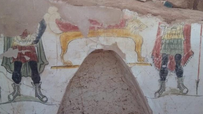 Archaeologists have discovered a 1,700-year-old Roman-era pyramid tomb in Egypt’s Dakhla Oasis; the small mud-brick monument combines Egyptian, Greek and Roman traditions and held a married couple