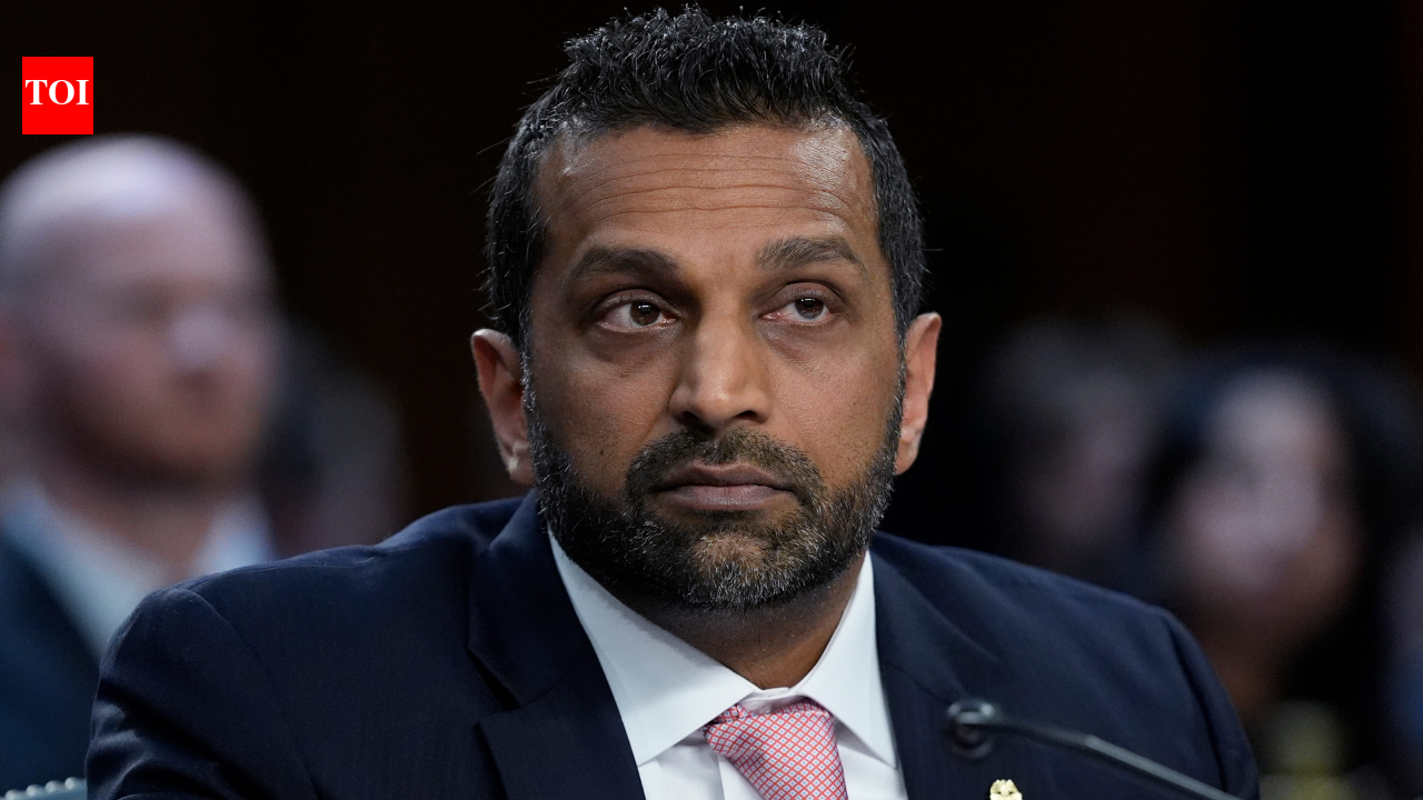 FBI demotes 2 counterterrorism chiefs amid probe into threats against Trump aide Stephen Miller’s wife