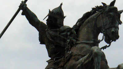 September 28, 1066: 'William the Conqueror' reached England; how he reshaped country's land ownership system