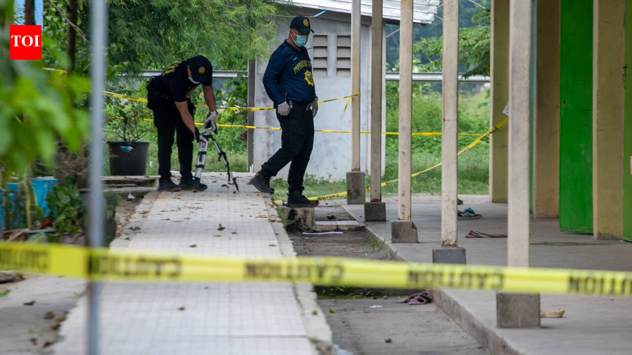 3 killed, 4 injured after fight erupts into gunfire at Detroit strip club in US