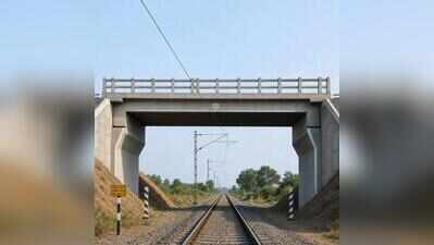 Electric barriers replace manual gates on key Chennai rail routes