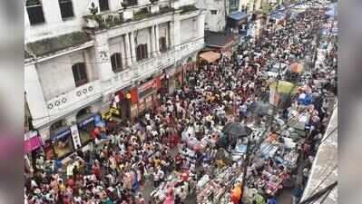 Shopping Hubs Bustle With Crowd, Sales Yet To Pick Up