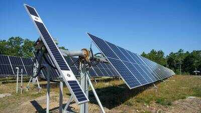 Rhode Island federal judge orders revival of $7 billion Solar for All program canceled by Trump administration’s EPA in August 2025, rules agency overstepped its authority