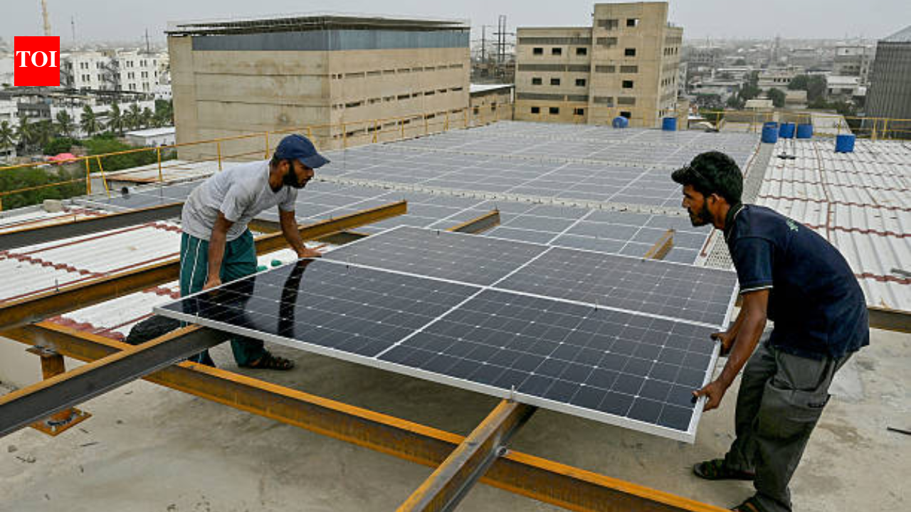 As Pakistan’s power bills soared, rooftop solar helped save the country $12 billion in fuel imports