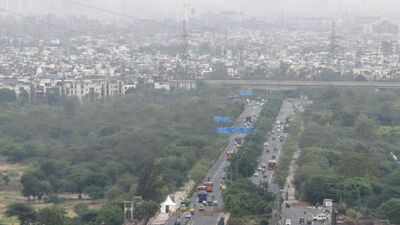 Parking charges double, 50% WFH and more: Delhi's winter pollution plan