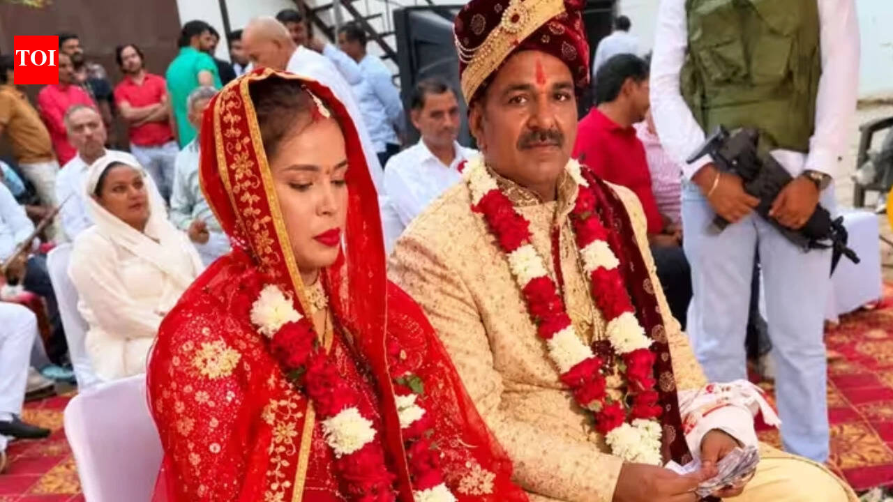 Haryana gangster Mainpal Dhilla with his family