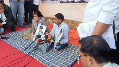 ‘Till prof Doolla is arrested’: Sahil Wakode’s parents to continue hunger strike at Azad Maidan