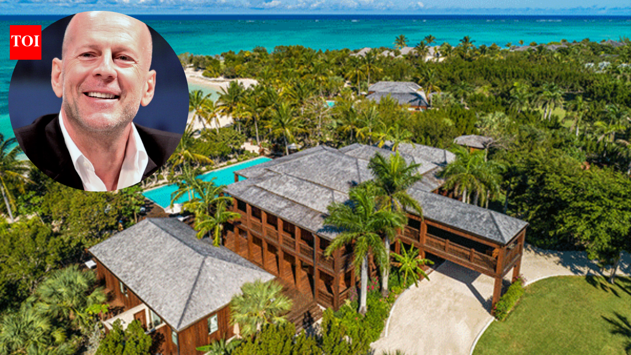In 2000, Bruce Willis bought 7.3 acres on Parrot Cay; over four years he built three homes