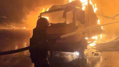 14 dead in massive blaze at Russian fireworks factory