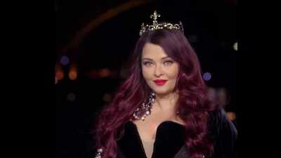 Aishwarya Rai Bachchan walks the ramp at Paris Fashion Week 2026 with Kendall Jenner, Simone Ashley; fans gush over her ‘royal’ avatar: 'Once a Queen; Forever a Queen'