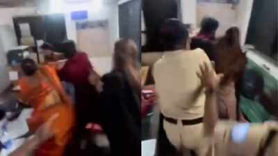 Shiv Sena leader assaulted inside Thane police station over money dispute