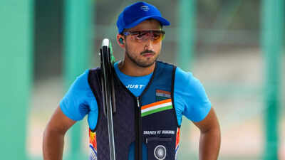 Shapath Bharadwaj survives tense shoot-off to reach trap shooting final at Asian Games