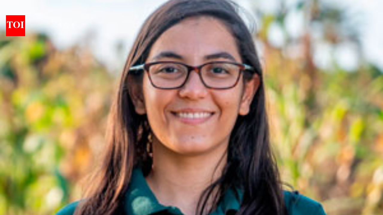 Meet Anna Luísa Beserra, a Brazilian scientist whose teenage idea turned dirty water into drinking water using just sunlight