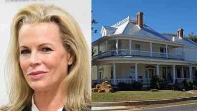 In 1989, Basinger bought a town in Georgia for $20 million before selling it five years later
