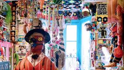 A London artist spent decades covering his home with thousands of broken dolls, false teeth and other discarded objects, turning it into a museum of found art