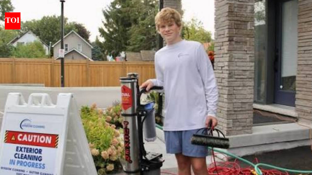 Meet Hudson Lightfoot, 16, who turned a bucket and squeegee into a 125-client business