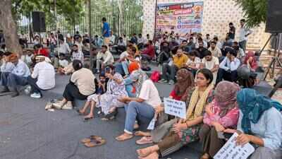 SI-2021 candidates demand re-exam