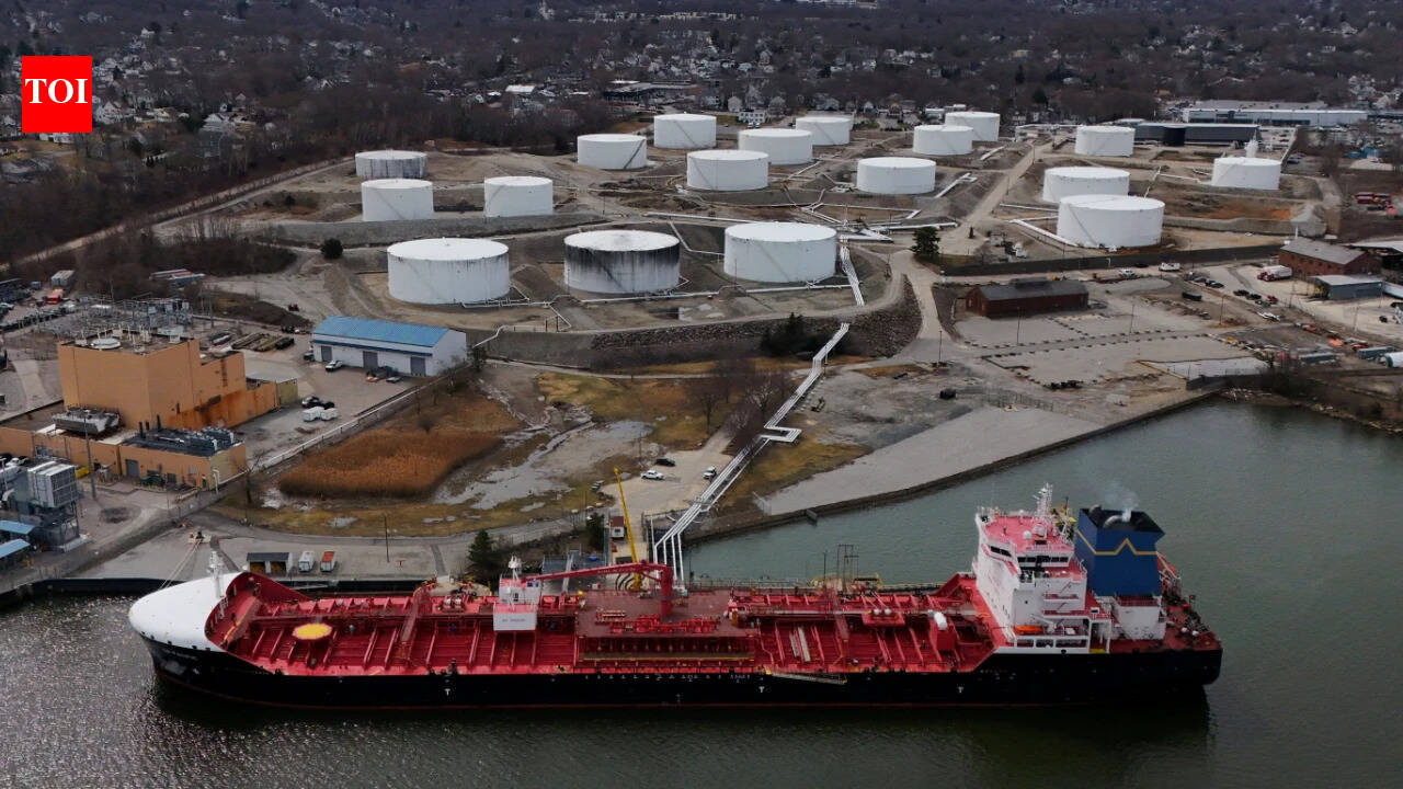 US to lend 40m barrel oil from strategic reserve as Ukraine war strains supply