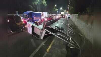 Pune bus shelter collapses in rain, commuters demand investigation