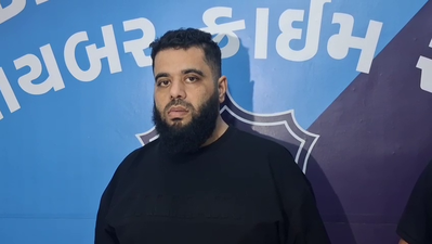 Cyberfraudster nabbed at Mumbai airport