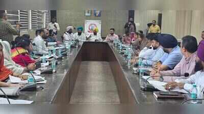Opposition stalls Zirakpur MC meeting over Rs 323cr sewer project