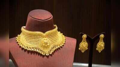 Man poses as suitor, steals earrings worth Rs35k from woman