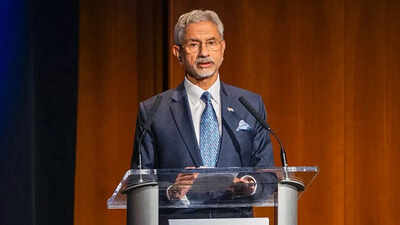 As US cozies up to Pakistan, India warns it could impact ties
