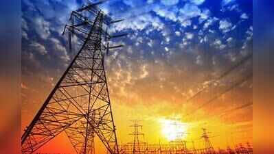 Faster transmission buildout needed to meet 500 GW renewable target: Kearney