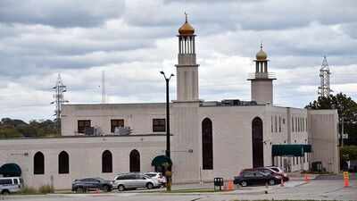 Palestinian-born US mosque leader faces deportation after judge rules he is ‘foreign policy threat’