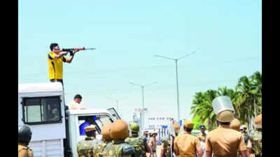 Tuticorin firing: Cop photographed with gun atop police vehicle dies