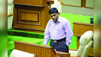 Tawadkar assures ST seat reservation before 2027 polls
