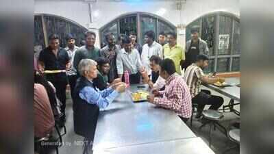 SPPU vice-chancellor makes surprise visit to university refectory, checks food quality and hygiene