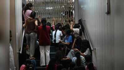 Girls’ hostel inmates siege LU VC’s  office over suspected food poisoning
