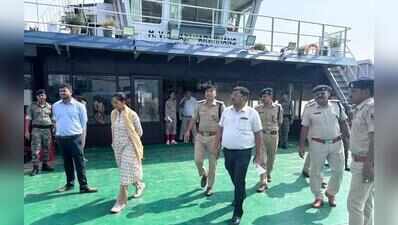 Bhagalpur DM, SSP inspect ferry services after Vikramshila Setu closure