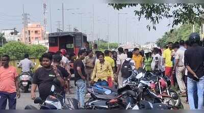 Man killed, 4 hurt as truck rams into bus