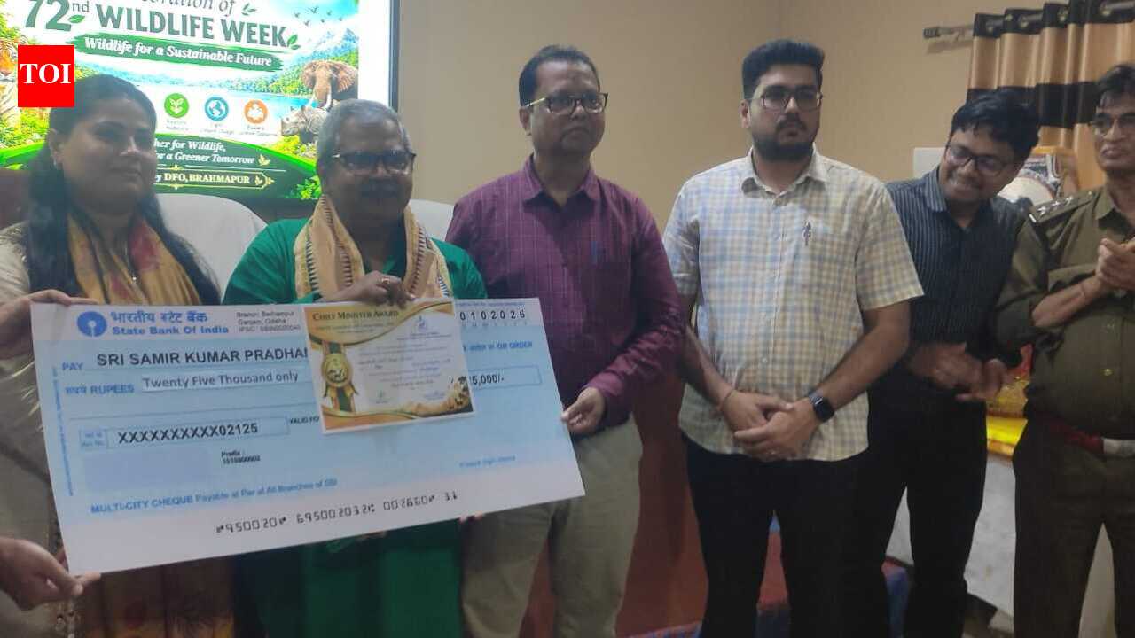State honours 7 activists with wildlife conservation award