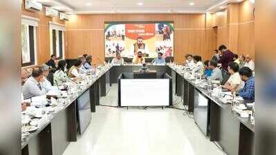 Gadkari, CM review key highway, expressway projects in Bihar