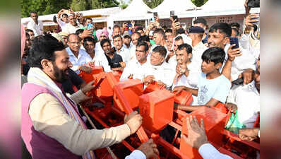 Low-water, high-yield farming need of hour, says Saini at HAU agri fair