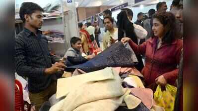 Gujarat govt announces 30% incentive on khadi, polyvastra sales