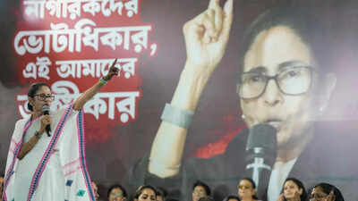Supreme Court refuses to de-freeze TMC accounts, says let Calcutta high court decide