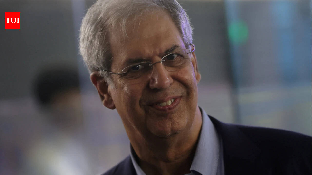 Venu, Vijay Singh query Noel's merger plan to avoid Tata Sons IPO