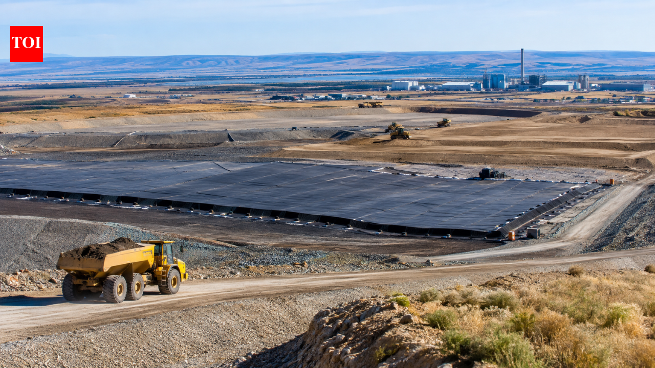 Hanford landfill has taken 20 million tons of waste since 1996 and is expanding