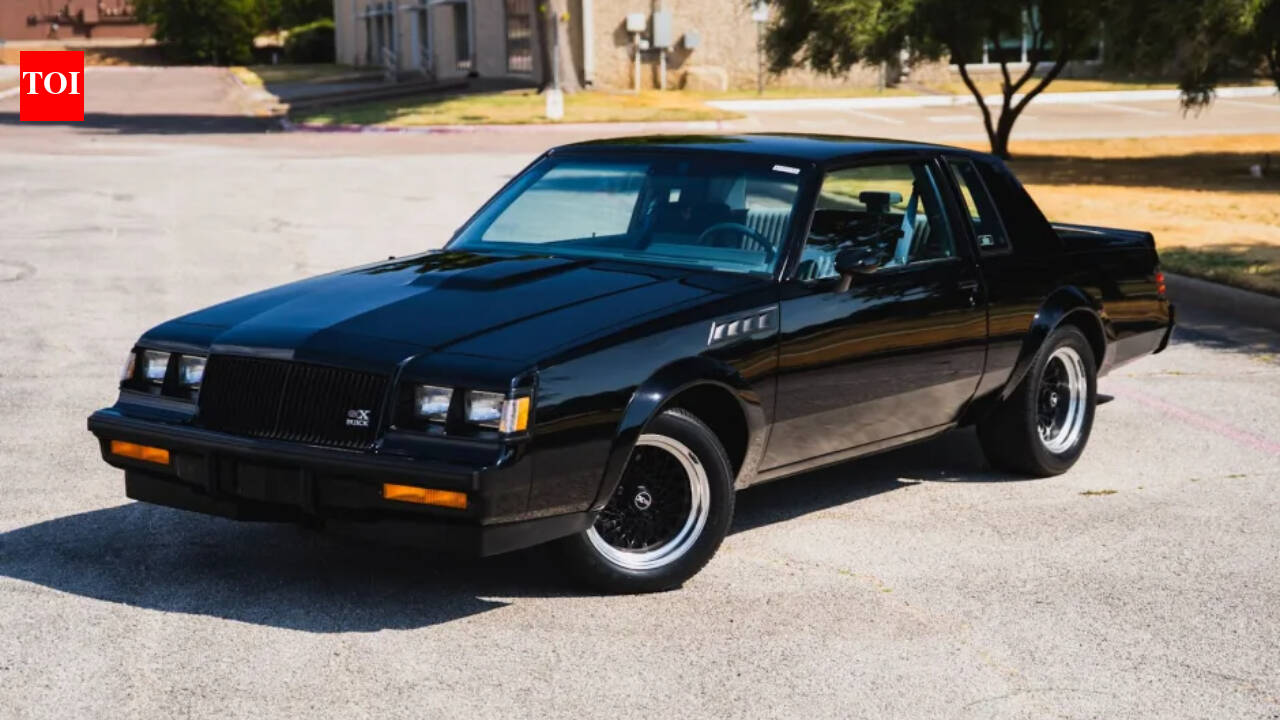 1987 Buick GNX with 30 miles jumps from $200,000 to $427,000 in 2 years