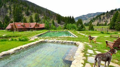 In 1981, Carole King bought a 128-acre Idaho ranch and spent 20 years restoring it; after adding a recording studio and two pools, the 35-year residence was later sold for $3.999 million