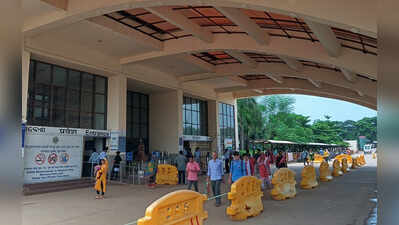 Patients forced to visit pvt labs as AIIMS Bhubaneswar halts routine tests