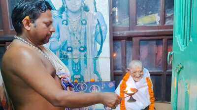 For 65 yrs, Gandhi idol worshipped alongside Lord Jagannath in silk city temple