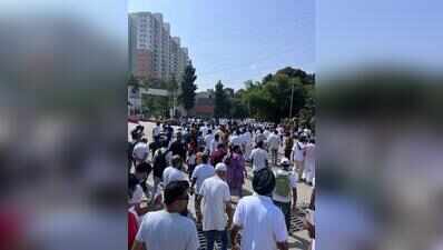 Bengalureans mark Gandhi Jayanti with protests over civic woes