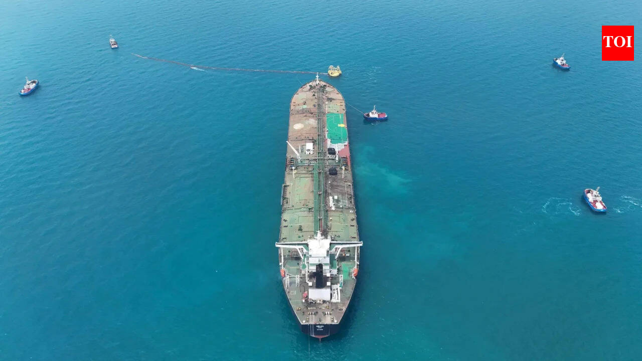 Indian Sailors Rescued Following Projectile Attack on Kuwaiti Tanker in Strait of Hormuz